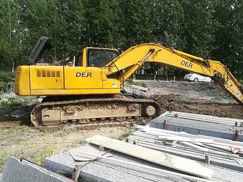 安徽出售转让二手9000小时2010年恒天德尔DEEP322DL挖掘机