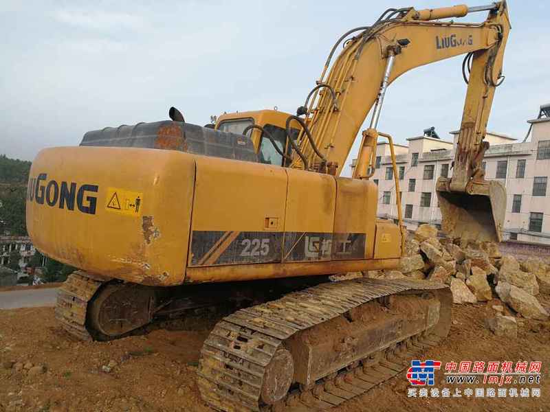 河南出售转让二手12000小时2007年柳工200挖掘机