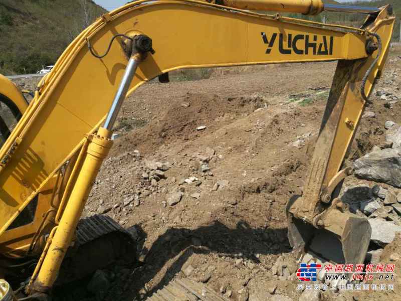 辽宁出售转让二手10000小时2010年玉柴YC135挖掘机