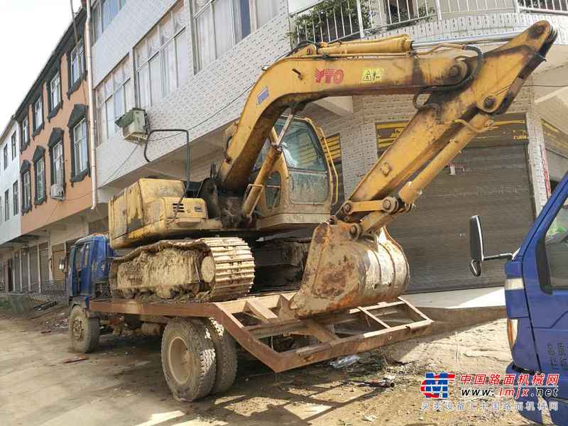 河南出售转让二手4800小时2010年东方红WY150挖掘机