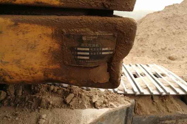 内蒙古出售转让二手10000小时2010年柳工CLG922D挖掘机
