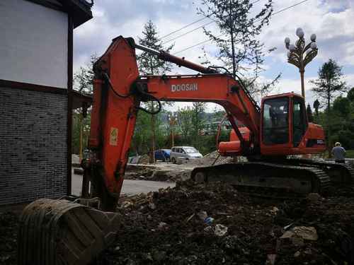 贵州出售转让二手14586小时2010年斗山DH225挖掘机