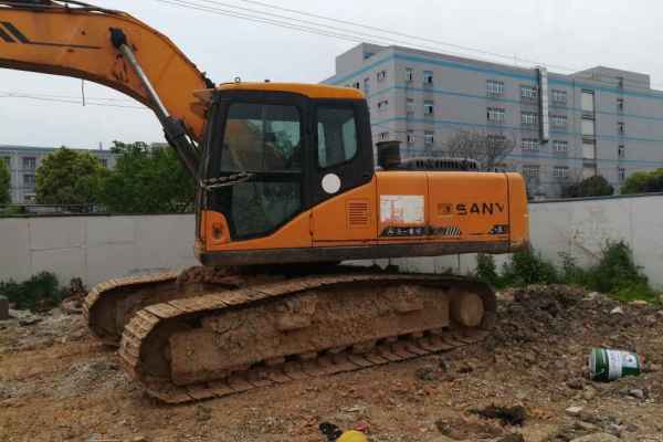 江苏出售转让二手9000小时2010年三一重工SY215C挖掘机