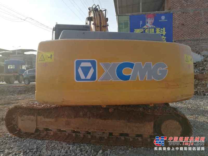 江西出售转让二手6000小时2011年徐工XE215挖掘机