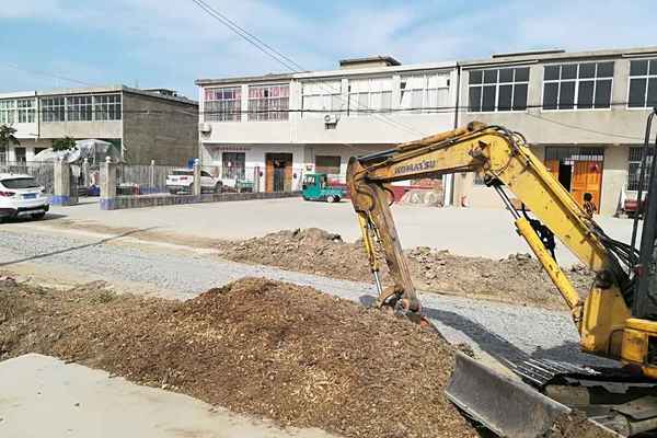 安徽出售转让二手6000小时2009年小松PC55MR挖掘机