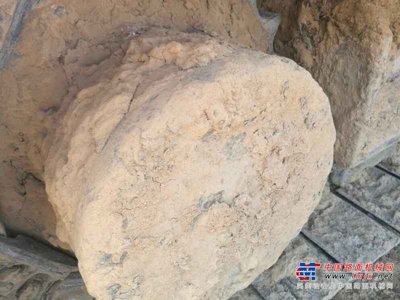 河南出售转让二手9000小时2010年三一重工SY215C挖掘机