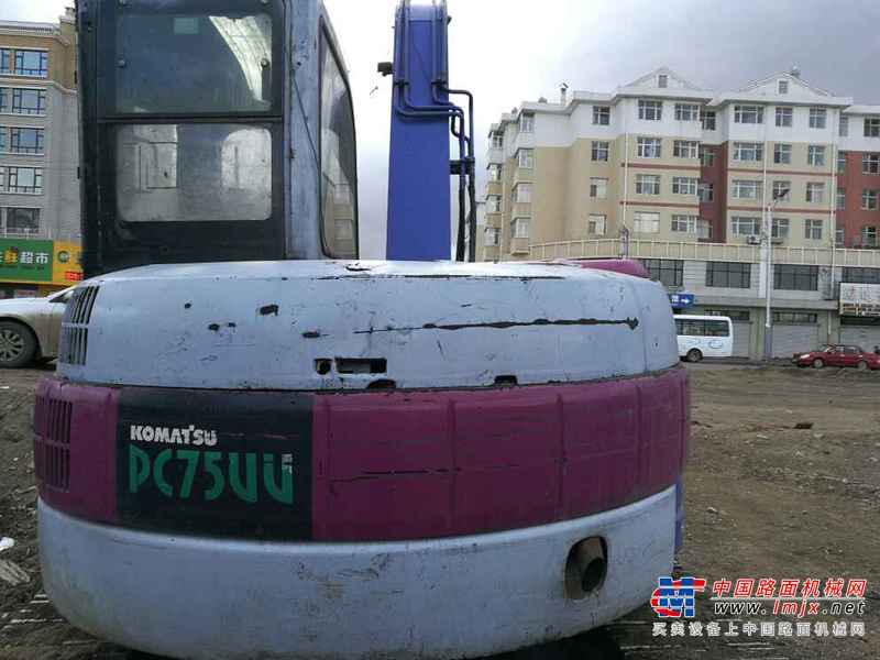 黑龙江出售转让二手10000小时2005年小松PC75UU挖掘机