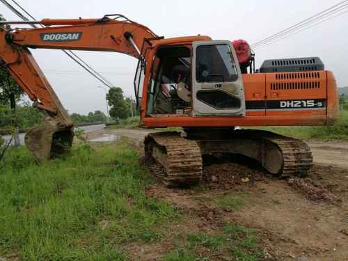 安徽出售转让二手9000小时2012年斗山DH215挖掘机