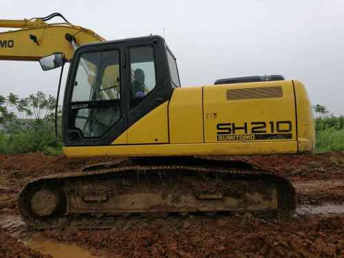 湖北出售转让二手6800小时2012年住友SH210挖掘机