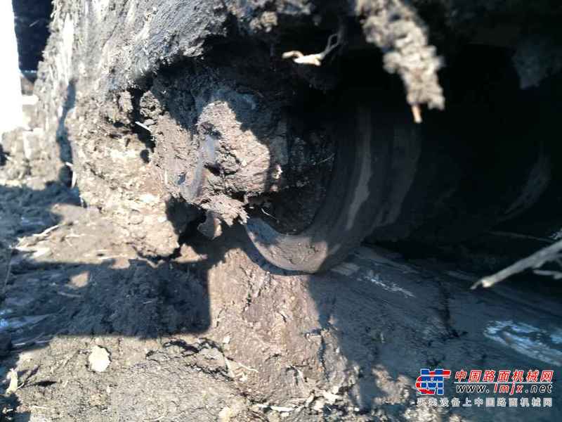 黑龙江出售转让二手7500小时2009年小松PC240LC挖掘机