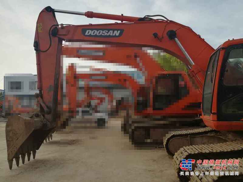 陕西出售转让二手4331小时2010年斗山DH220LC挖掘机
