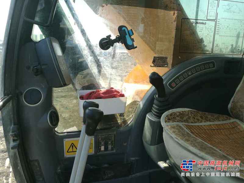 湖北出售转让二手6500小时2010年JCBJS220LC挖掘机