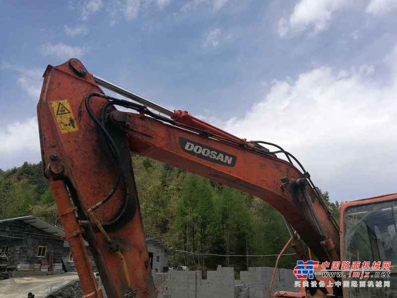 湖北出售转让二手8500小时2011年斗山DH150LC挖掘机