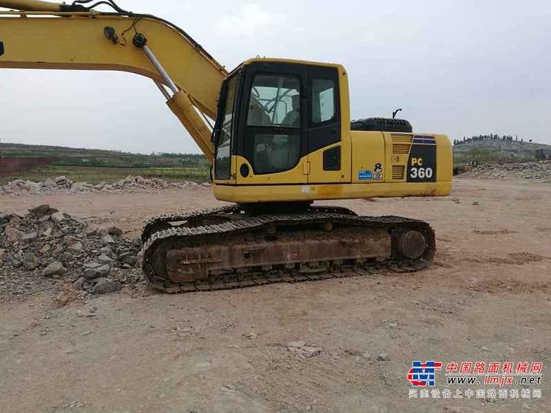 山东出售转让二手7852小时2010年小松PC220挖掘机