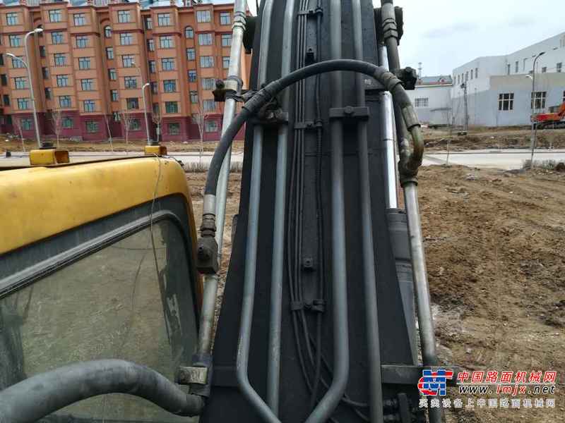 黑龙江出售转让二手21000小时2004年沃尔沃EC210B挖掘机