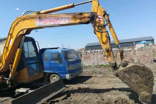 吉林出售转让二手8000小时2012年福田雷沃FR80H挖掘机