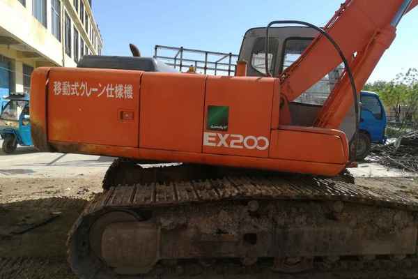 安徽出售转让二手15000小时2003年日立EX200挖掘机