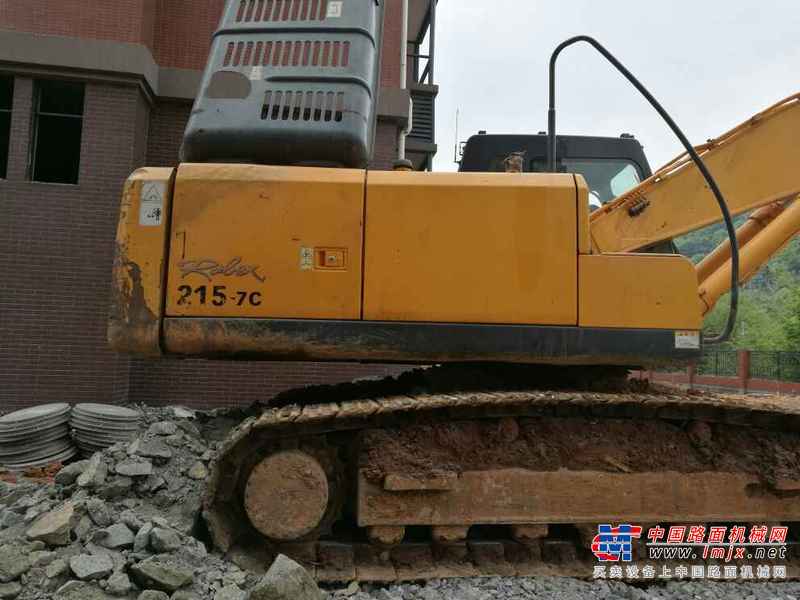 江西出售转让二手8000小时2012年现代R215挖掘机