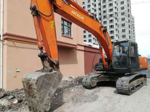 黑龙江出售转让二手20000小时2005年日立EX210挖掘机