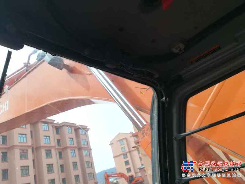 黑龙江出售转让二手20000小时2005年日立EX210挖掘机