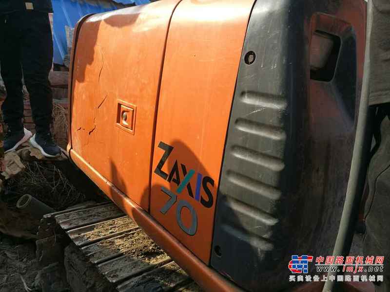 黑龙江出售转让二手8000小时2008年日立ZX70挖掘机