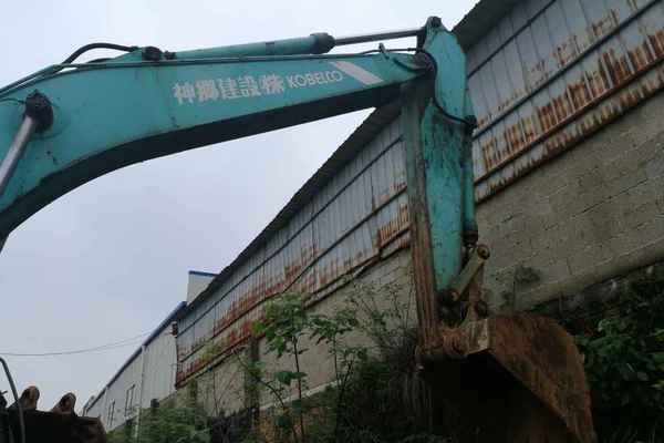 江西出售转让二手8000小时2006年神钢SK200挖掘机