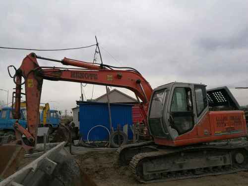 黑龙江出售转让二手3000小时2010年恒特重工HT135挖掘机