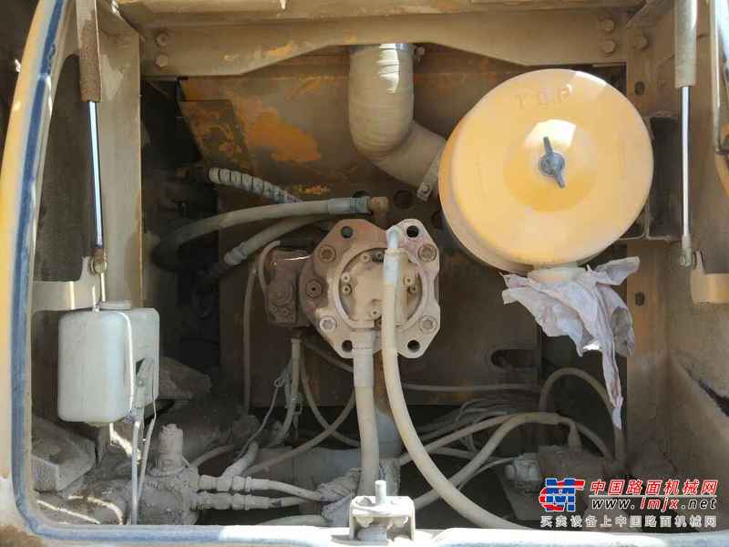 甘肃出售转让二手15000小时2005年现代R220LC挖掘机