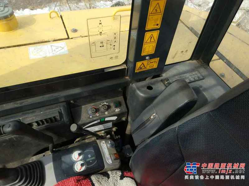 吉林出售转让二手5641小时2011年小松PC56挖掘机