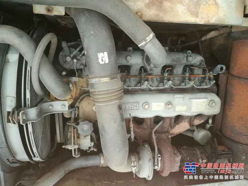 江西出售转让二手6800小时2009年日立ZX240挖掘机