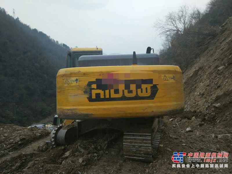 湖北出售转让二手6100小时2013年海斗HW210挖掘机