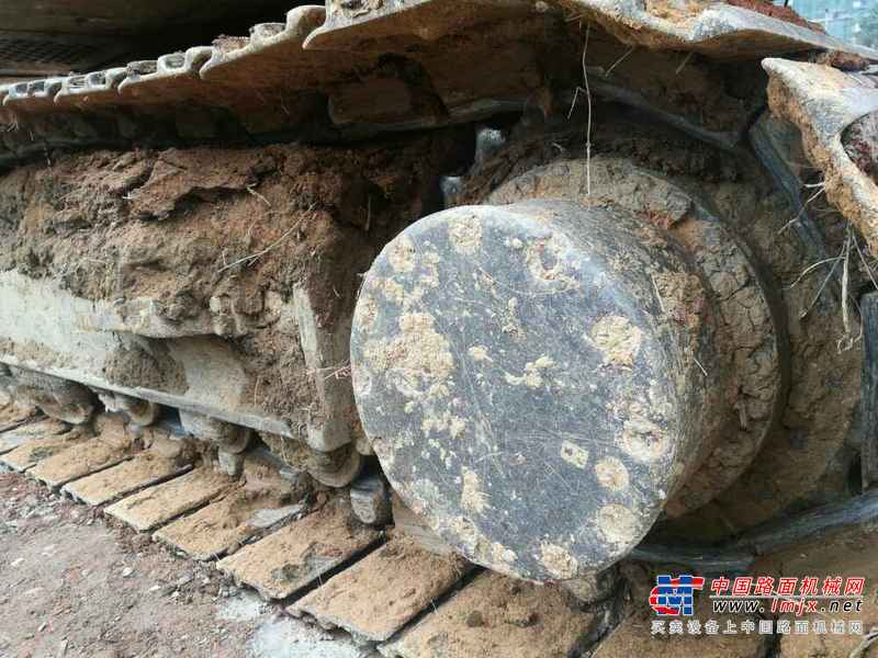 江西出售转让二手6000小时2003年日立ZX200挖掘机