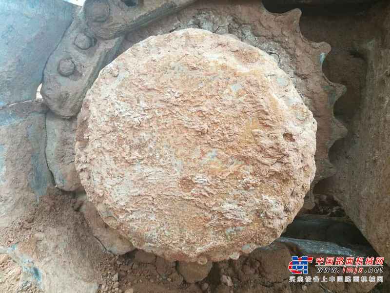江西出售转让二手6800小时2010年现代R225LC挖掘机