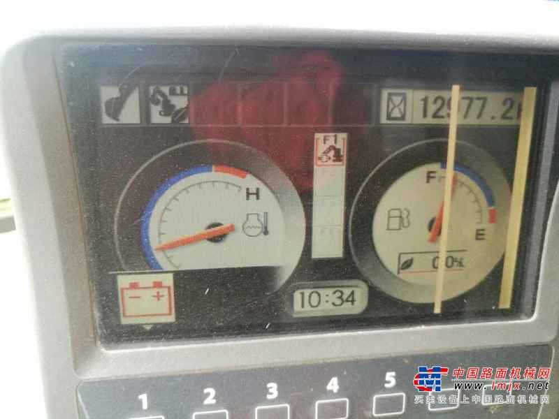 江西出售转让二手8000小时2012年日立EX225SR挖掘机