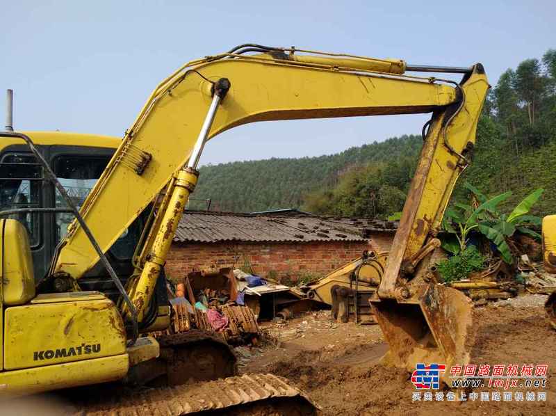 广东出售转让二手13500小时2003年小松PC120挖掘机