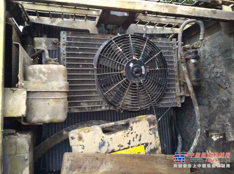 广东出售转让二手19000小时2003年小松PC200挖掘机