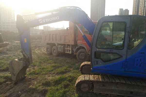 安徽出售转让二手3907小时2012年山重建机GC88挖掘机
