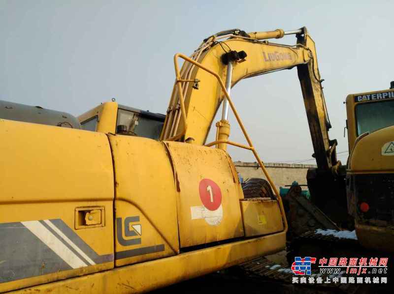 安徽出售转让二手5624小时2010年柳工920D挖掘机