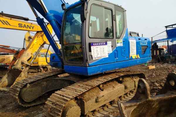 安徽出售转让二手4243小时2012年山重建机GC208挖掘机
