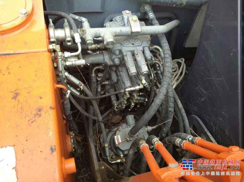 安徽出售转让二手3500小时2015年日立ZX70挖掘机