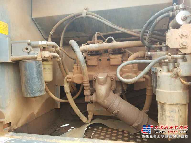 江西出售转让二手8500小时2011年日立ZX200挖掘机