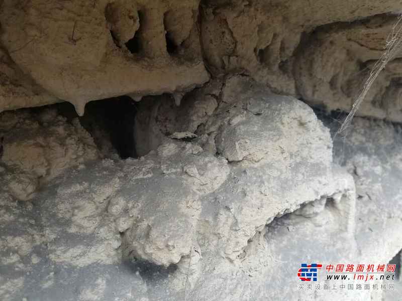 贵州出售转让二手10000小时2003年卡特重工CT80挖掘机