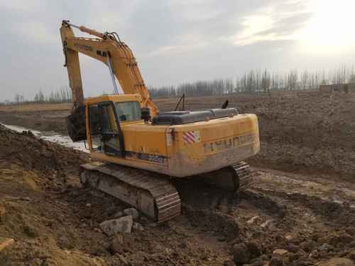 宁夏出售转让二手5500小时2009年现代R305LC挖掘机