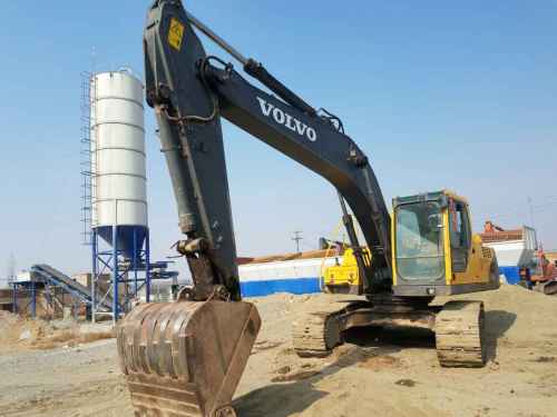 内蒙古出售转让二手9000小时2009年沃尔沃EC210BLC挖掘机