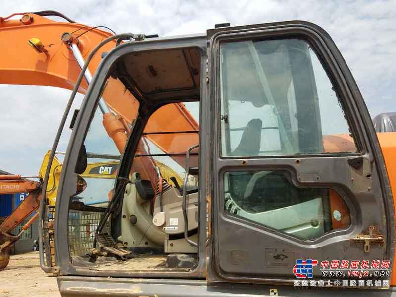 江西出售转让二手6000小时2011年日立ZX250H挖掘机
