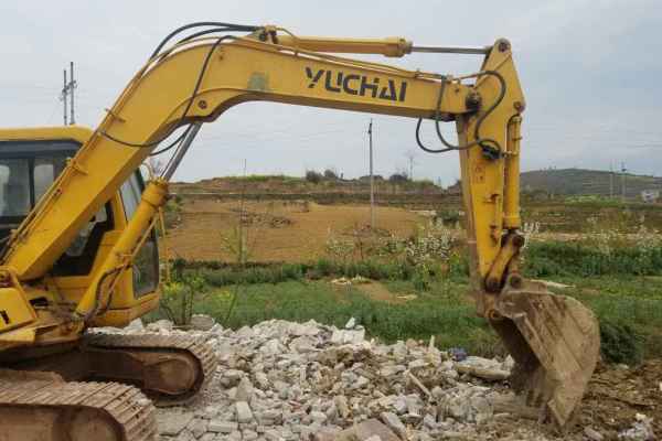 贵州出售转让二手7653小时2009年玉柴YC85挖掘机