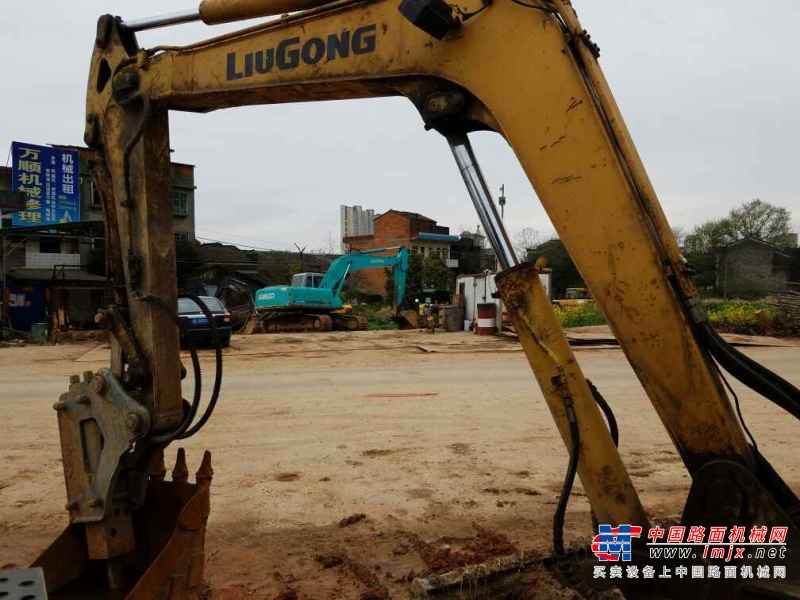 江西出售转让二手11000小时2008年柳工CLG906C挖掘机