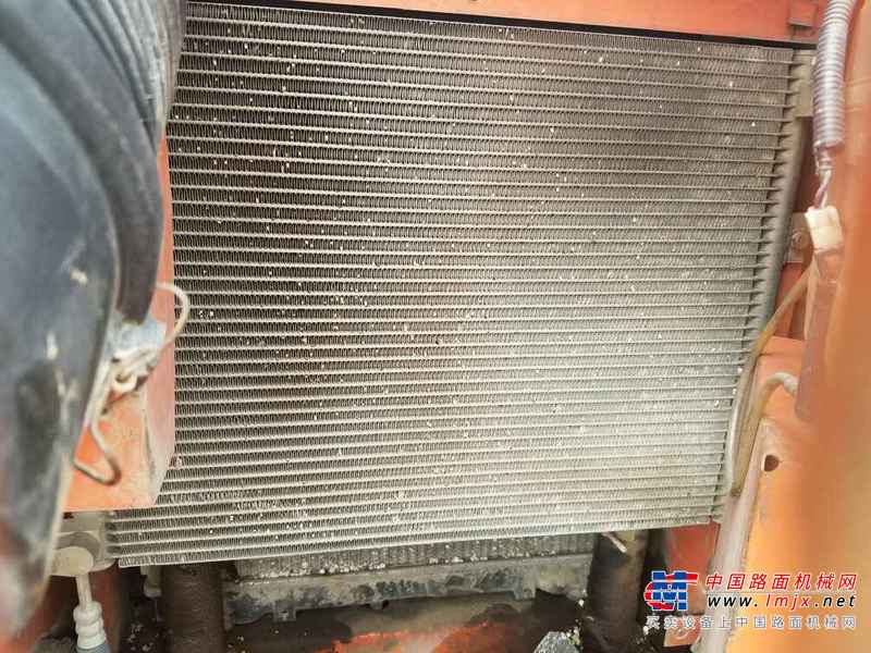 江西出售转让二手8600小时2010年日立ZX60挖掘机