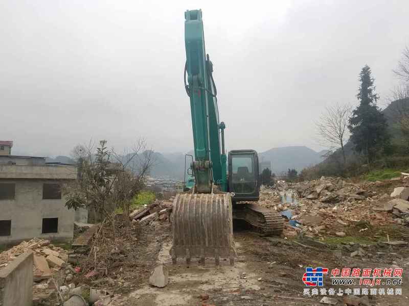 贵州出售转让二手14066小时2003年神钢SK250挖掘机