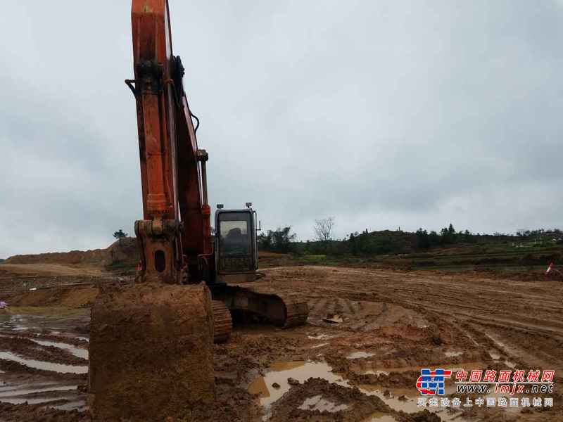江西出售转让二手18000小时2004年日立EX350LC挖掘机